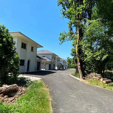 Aux Peupliers De Pradian - Italica Villa